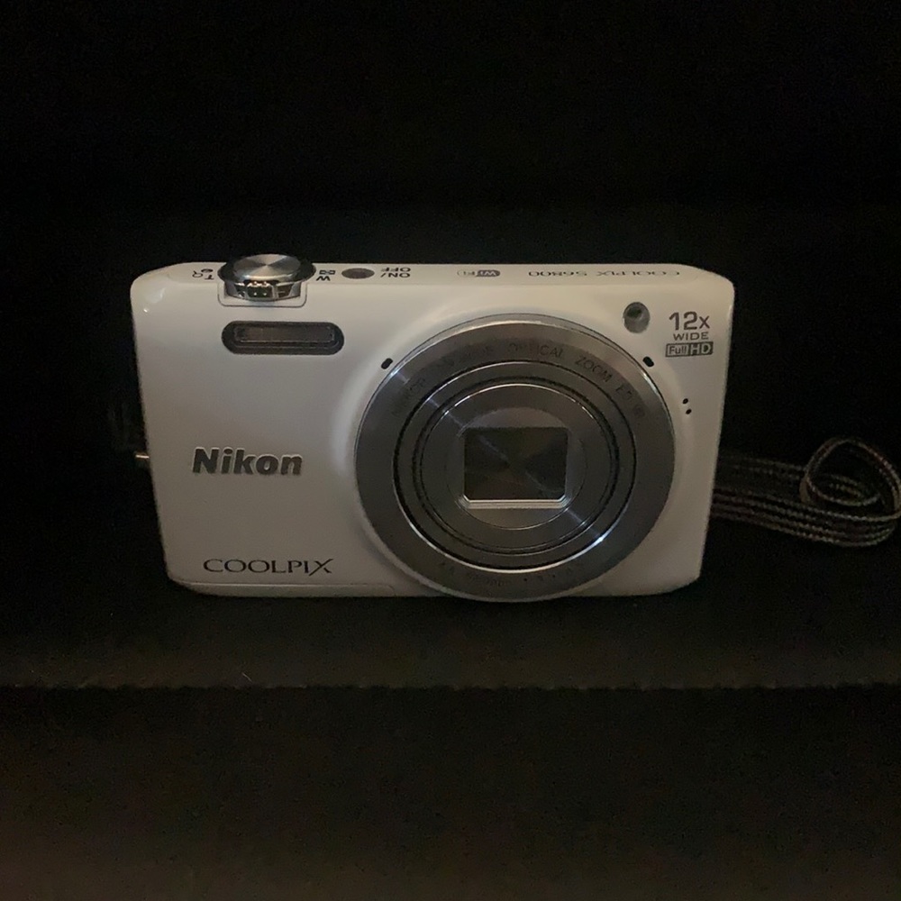 Nikon Coolpix S6800 12x Wide Full HD